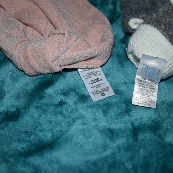 Winter Bundle Gray Gloves Pink Headwrap Black Hat - Picture 7 of 8